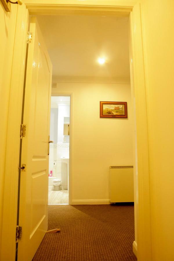 Newly Refurbished 1 Bed First Floor Apartment With Wifi Cosham Eksteriør bilde